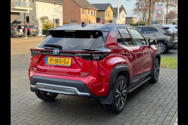 Toyota Yaris Cross 1.5 Hybrid Adventure AWD | Head up display, Elektrische achterklep, Leer, Stoel + Stuurverwarming, Smart connect, December 2021,