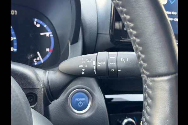 Toyota Yaris Cross 1.5 Hybrid Adventure AWD | Head up display, Elektrische achterklep, Leer, Stoel + Stuurverwarming, Smart connect, December 2021,