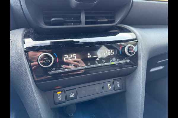 Toyota Yaris Cross 1.5 Hybrid Adventure AWD | Head up display, Elektrische achterklep, Leer, Stoel + Stuurverwarming, Smart connect, December 2021,
