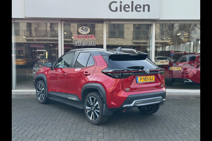 Toyota Yaris Cross 1.5 Hybrid Adventure AWD | Head up display, Elektrische achterklep, Leer, Stoel + Stuurverwarming, Smart connect, December 2021,