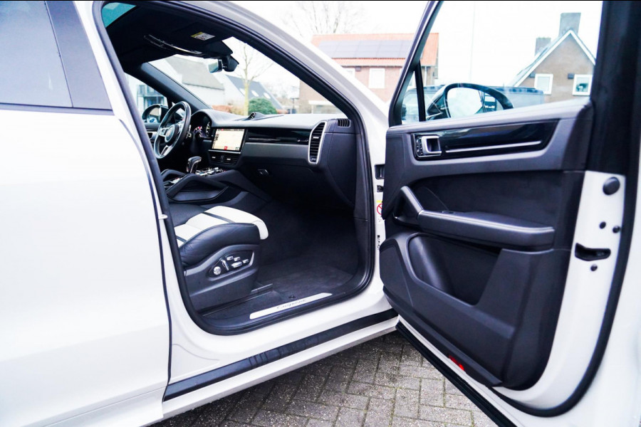 Porsche Cayenne Coupé 3.0 E-Hybrid | Stoelverkoeling | Stuurwiel Verwarming | Sport Chrono