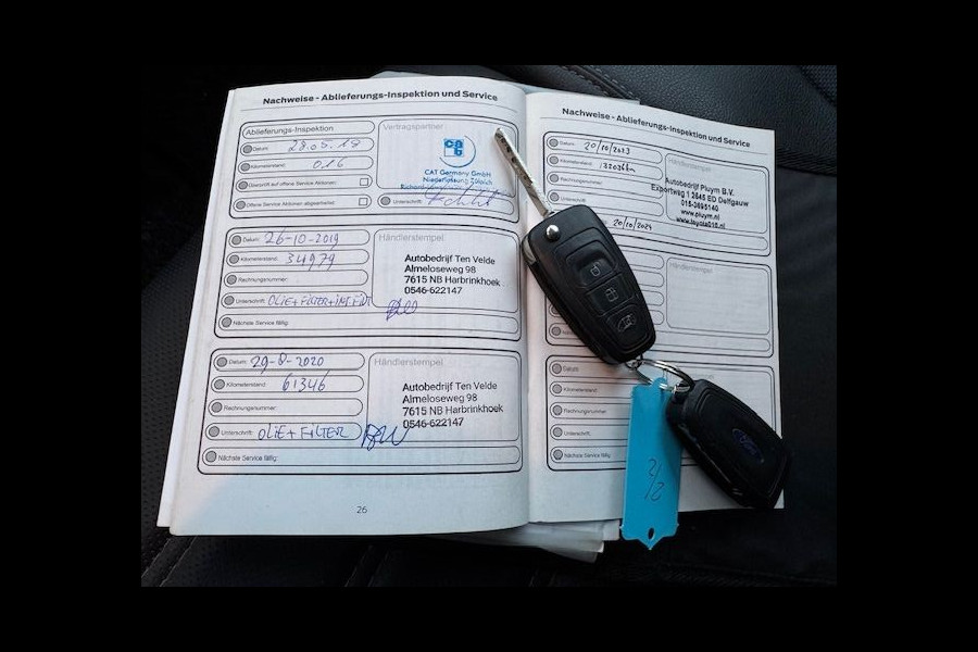 Ford Transit Custom 300 2.0 TDCI 130pk L2 H1 Trend 3Zits Euro6 173.000km Airco,Navi,Camera