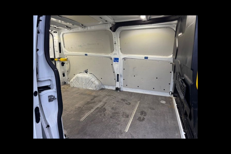 Ford Transit Custom 300 2.0 TDCI 130pk L2 H1 Trend 3Zits Euro6 173.000km Airco,Navi,Camera