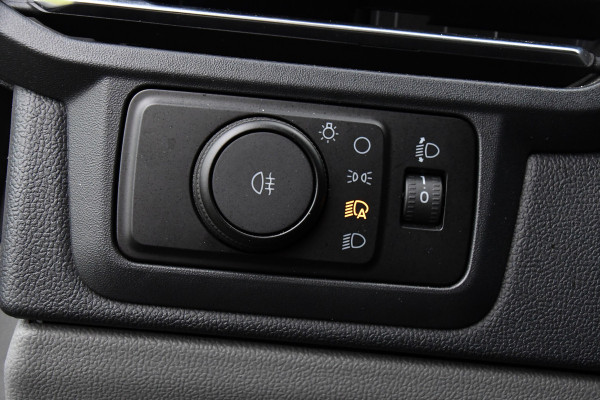 Ford Transit Custom 300 2.0 TDCI L1H1 Limited PB Edition Adaptieve Cruise, Camera, Carplay, 170pk, Stoelverwarming, LED, Automaat, Uniek!