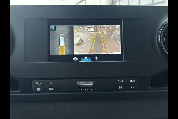 Mercedes-Benz Sprinter 317 CDI L2 H2 3500KG Trekhaak / Automaat / MBUX / Camera / Parkeersensoren / Navigatie / Airco