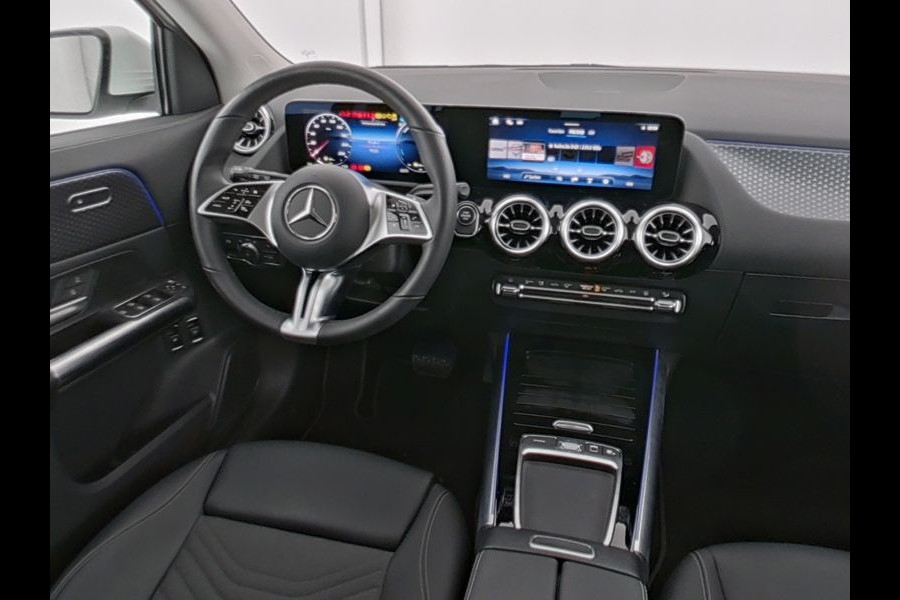 Mercedes-Benz GLA 250 e Plug-In Hybride Trekhaak | Ledkoplampen | Sfeerverlichting | Stuur en Stoelverwarming | Keyless-Go. Inclusief 24 maanden Mercedes-Benz Certified garantie voor Europa.