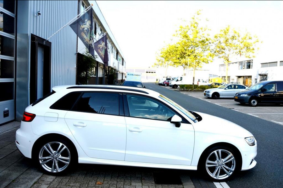 Audi A3 Sportback 40 e-tron Sport 204PK S18/LED/CAM/NAV/LEER