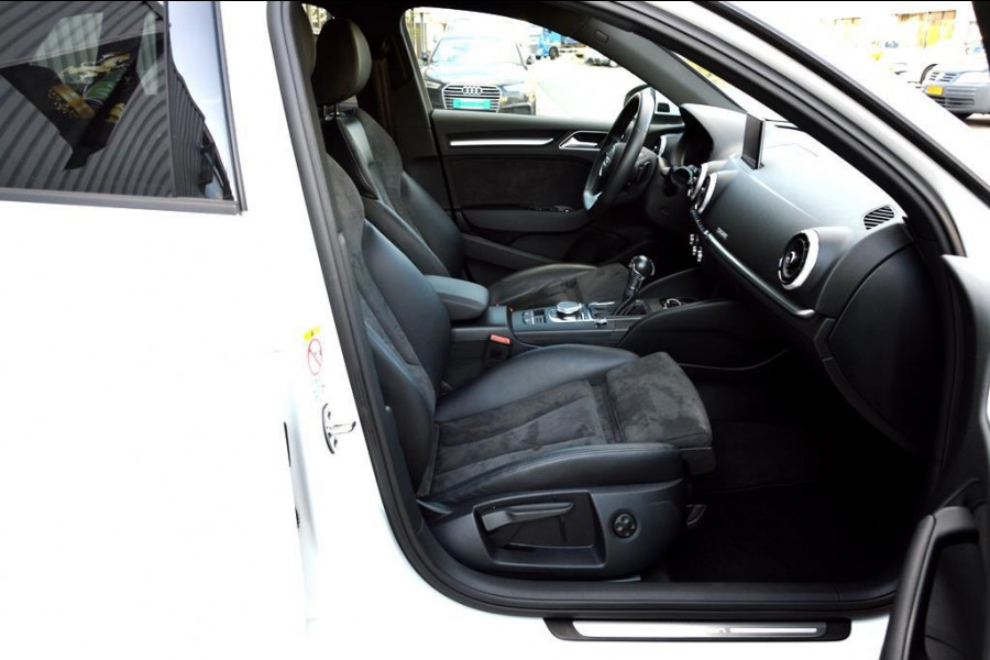 Audi A3 Sportback 40 e-tron Sport 204PK S18/LED/CAM/NAV/LEER