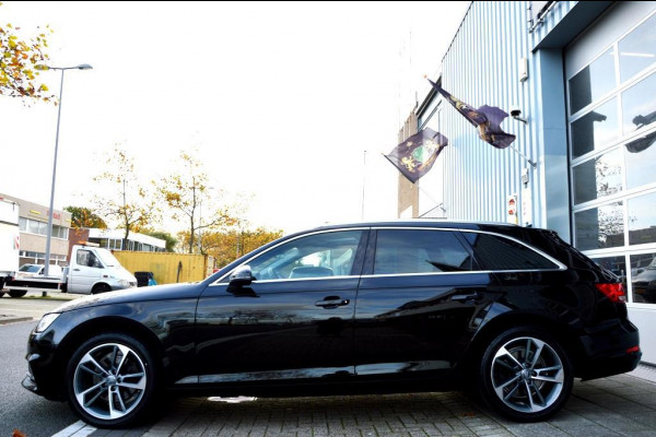 Audi A4 AVANT 35 TFSI Design ECC/PDC V&A/LED/LMV18/NAVI/PANO
