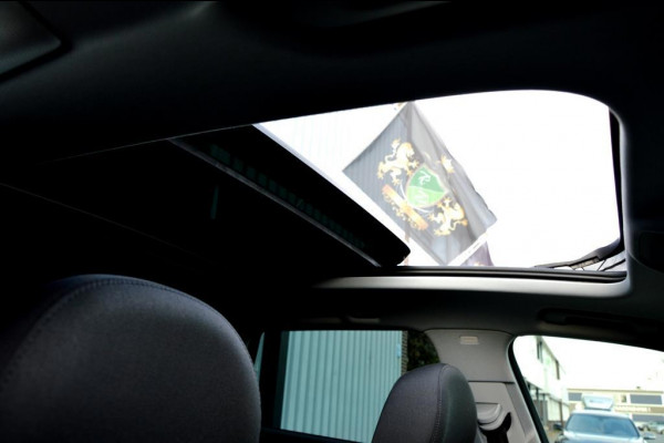 Audi A4 AVANT 35 TFSI Design ECC/PDC V&A/LED/LMV18/NAVI/PANO