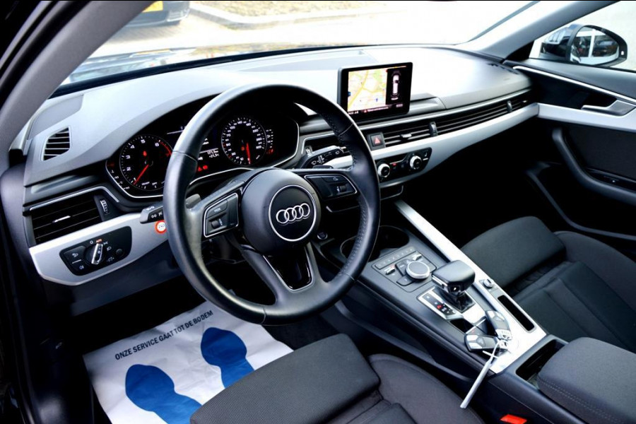 Audi A4 AVANT 35 TFSI Design ECC/PDC V&A/LED/LMV18/NAVI/PANO