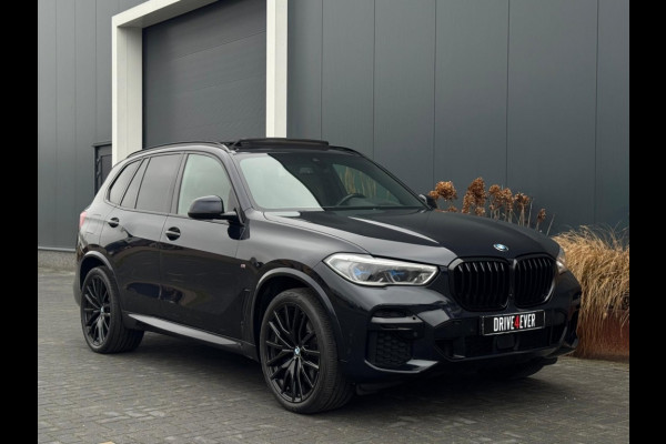 BMW X5 xDrive40d M PACK PANO KUIPSTOELEN LEDER LED NAVI CAMERA