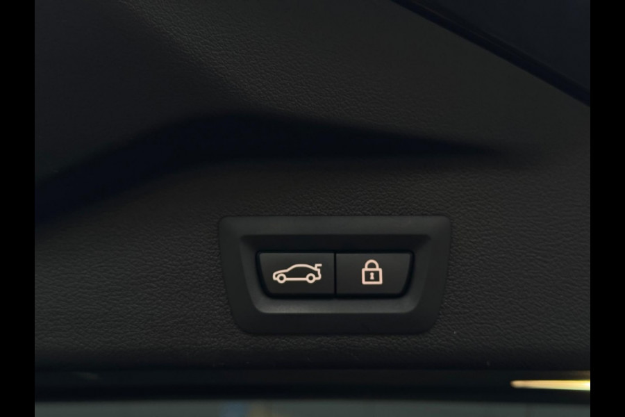 BMW X5 xDrive40d M PACK PANO KUIPSTOELEN LEDER LED NAVI CAMERA