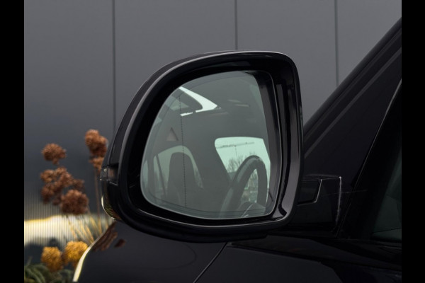 BMW X5 xDrive40d M PACK PANO KUIPSTOELEN LEDER LED NAVI CAMERA