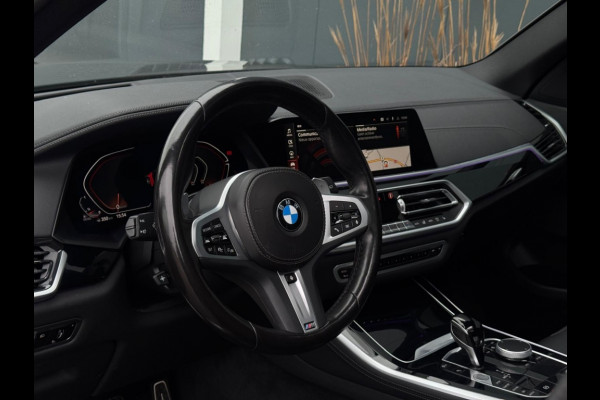 BMW X5 xDrive40d M PACK PANO KUIPSTOELEN LEDER LED NAVI CAMERA