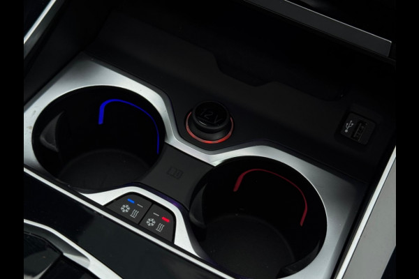 BMW X5 xDrive40d M PACK PANO KUIPSTOELEN LEDER LED NAVI CAMERA