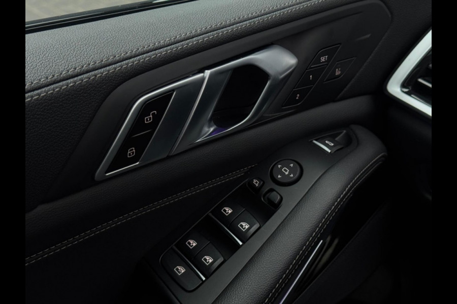 BMW X5 xDrive40d M PACK PANO KUIPSTOELEN LEDER LED NAVI CAMERA