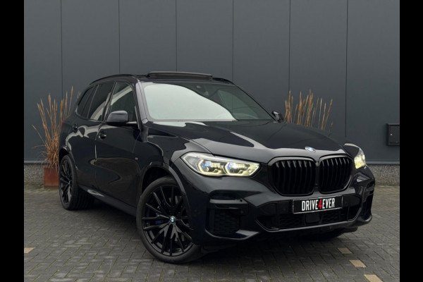 BMW X5 xDrive40d M PACK PANO KUIPSTOELEN LEDER LED NAVI CAMERA