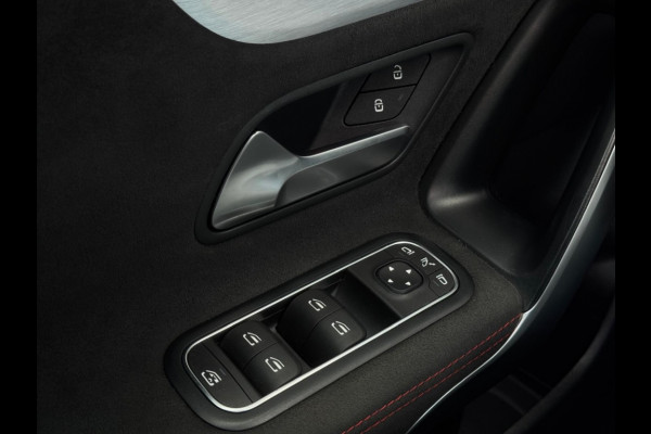 Mercedes-Benz CLA-Klasse Shooting Brake 180 Bns Sol. AMG FULL PANO SFEER NAVI CAMERA