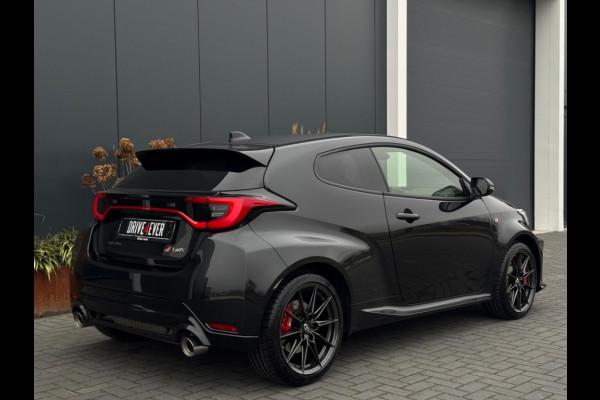Toyota Yaris 1.6 Turbo GR Performance 280PK NIEUW SPERDIFF CLIMATE LEDER