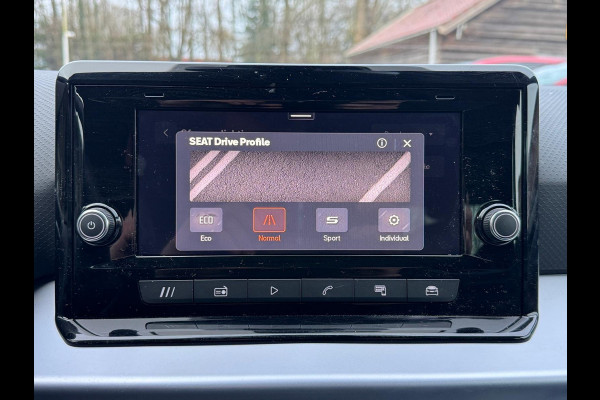 Seat Arona 110PK TSI FR XPERIENCE CARPLAY/CAMERA/LED