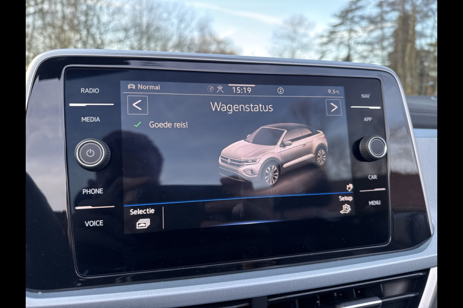 Volkswagen T-Roc Cabrio 1.5 TSI 150PK DSG STYLE VIRTUAL/NAVI/CARPLAY FABRIEKS GARANTIE