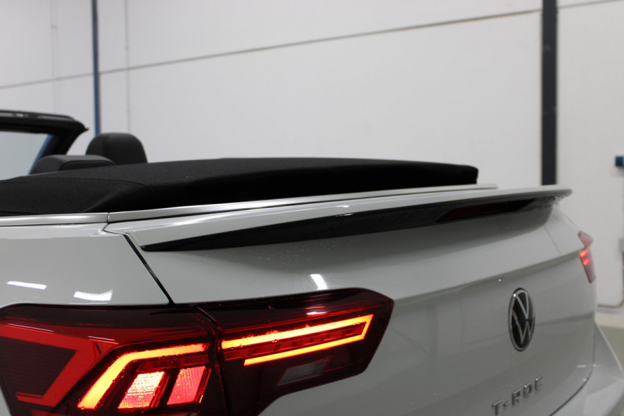 Volkswagen T-Roc Cabrio 1.5 TSI 150PK DSG STYLE VIRTUAL/NAVI/CARPLAY FABRIEKS GARANTIE