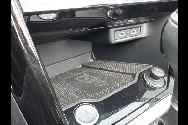 Volkswagen T-Roc Cabrio 1.5 TSI 150PK DSG R-LINE SPORT LEDER/MATRIX-LED/NAVI/CARPLAY/FABRIEKS GARANTIE****