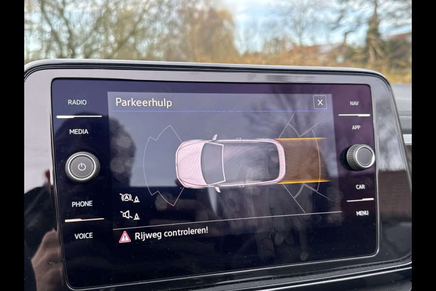 Volkswagen T-Roc Cabrio 1.5 TSI 150PK DSG R-LINE SPORT LEDER/MATRIX-LED/NAVI/CARPLAY/FABRIEKS GARANTIE****