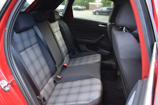 Volkswagen Polo GTI 2.0 TSI 210PK DSG SPORT VIRTUAL/LED/CARPLAY FABRIEKS GARANTIE