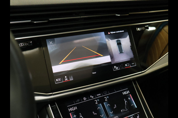 Audi Q7 55 TFSI e quattro Sport S [SCHUIFKANTELDAK, ADAPTIVE CRUISE, 360 CAMERA, TREKHAAK INKLAPBAAR, MEMORY SEATS, LUCHTVERING, STOELMASSAGE, APPLE CARPLAY, ANDROID, STUURVERWARMING, STOELVENTILATIE, STOELVERWARMING, VOL LED