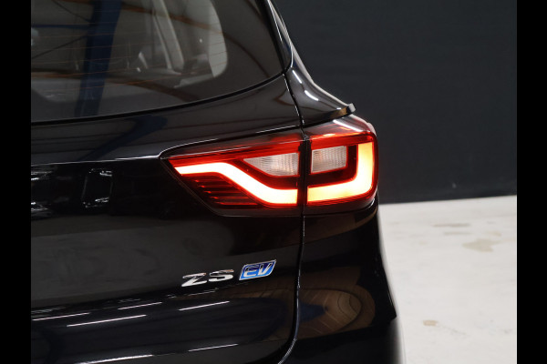 MG Mg Zs EV Luxury 45 kWh [SCHUIFKANTELDAK, APPLE CARPLAY, ANDROID, ELEK. VERSTELBARE STOELEN, STOELVERWARMING, ADAPTIVE CRUISE, CAMERA, VOL LEDER, THUISLADER, KEYLESS ENTRY, NIEUWSTAAT]