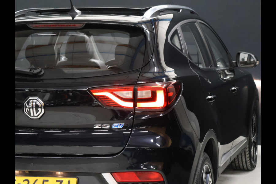 MG Mg Zs EV Luxury 45 kWh [SCHUIFKANTELDAK, APPLE CARPLAY, ANDROID, ELEK. VERSTELBARE STOELEN, STOELVERWARMING, ADAPTIVE CRUISE, CAMERA, VOL LEDER, THUISLADER, KEYLESS ENTRY, NIEUWSTAAT]