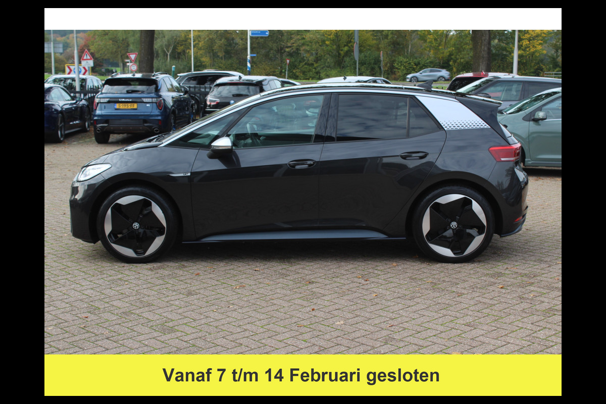 Volkswagen ID.3 First Max 58 kWh / Full option! / Panoramadak / Camera / Head-up / Keyless / 20'' / ACC / Dodehoek / Elektr. stoelen / Massage / Navigatie / Stuurverwarming