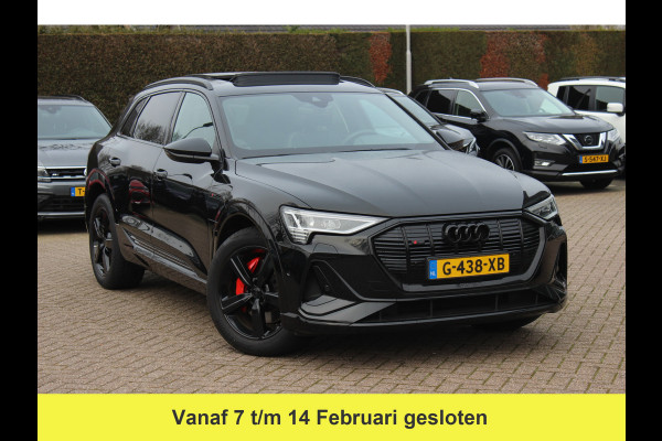 Audi e-tron e-tron 50 quattro Launch edition Black 71 kWh S-line / SoH 92.1% / Trekhaak / Panoramadak / 20'' / Luchtvering / ACC / Navigatie / Stoelverwarming