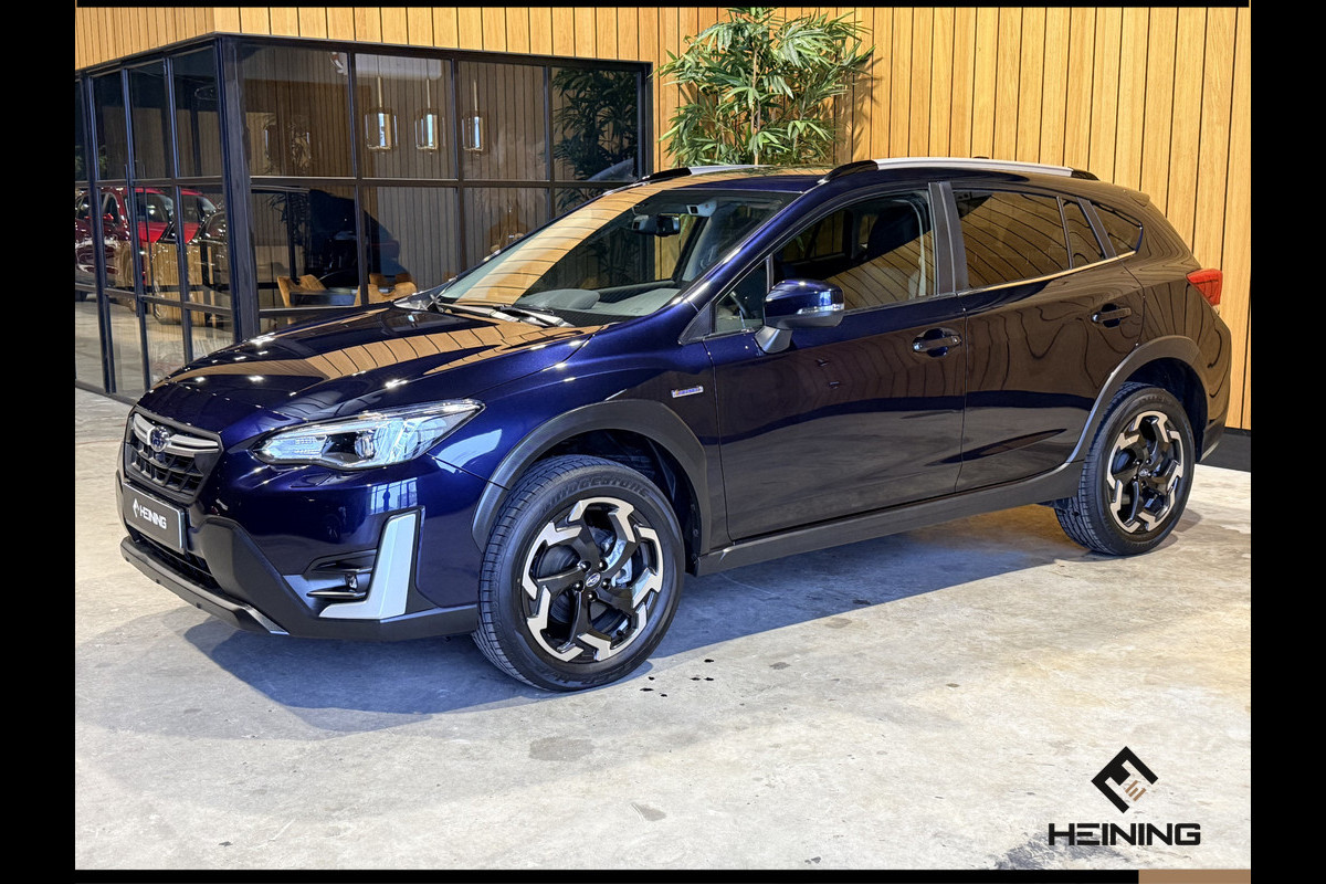 Subaru XV 2.0i e-BOXER Luxury. Automaat 4X4. Adaptive-cruise. Apple-carplay. Navi. Camera voor en achter. 49000km met NAP.