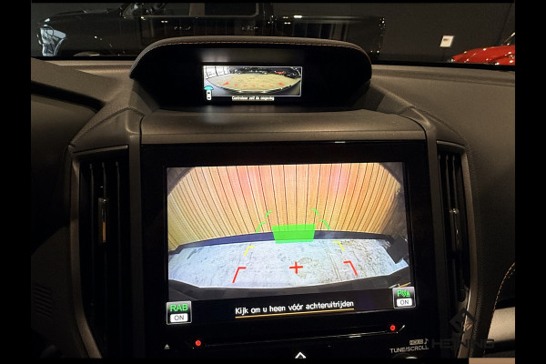 Subaru XV 2.0i e-BOXER Luxury. Automaat 4X4. Adaptive-cruise. Apple-carplay. Navi. Camera voor en achter. 49000km met NAP.