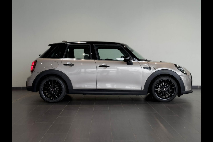 MINI 1.5 Cooper Steptr.Aut.-7 ** LED, NAVI+, PANORAMA, HuD, HALF-LEDER, KEYLESS, CAMERA ** 1e EIG - UNFALLFREI ** ** INFORMEER OOK NAAR ONZE AANTREKKELIJKE FINANCIAL-LEASE TARIEVEN **