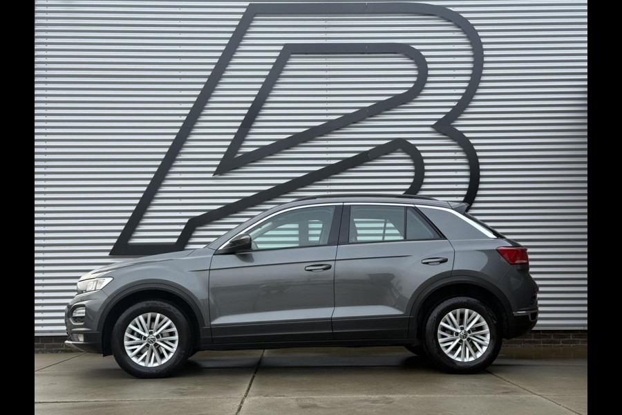 Volkswagen T-Roc 1.5 TSI Style 1e Eigenaar|Navi|Carplay|Trekhaak|PDC V+A|Cruise|N.A.P|150pk|APK tot 06-2027