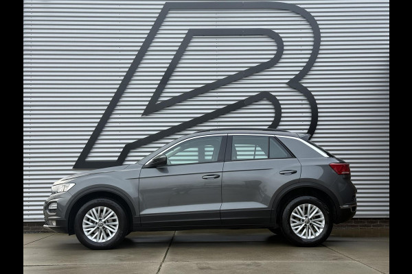 Volkswagen T-Roc 1.5 TSI Style 1e Eigenaar|Navi|Carplay|Trekhaak|PDC V+A|Cruise|N.A.P|150pk|APK tot 06-2027