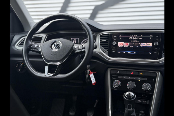 Volkswagen T-Roc 1.5 TSI Style 1e Eigenaar|Navi|Carplay|Trekhaak|PDC V+A|Cruise|N.A.P|150pk|APK tot 06-2027