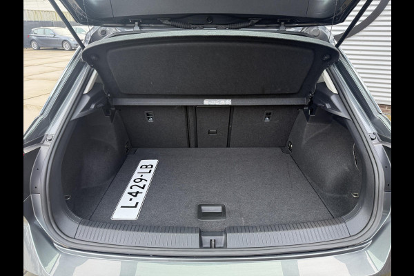 Volkswagen T-Roc 1.5 TSI Style 1e Eigenaar|Navi|Carplay|Trekhaak|PDC V+A|Cruise|N.A.P|150pk|APK tot 06-2027