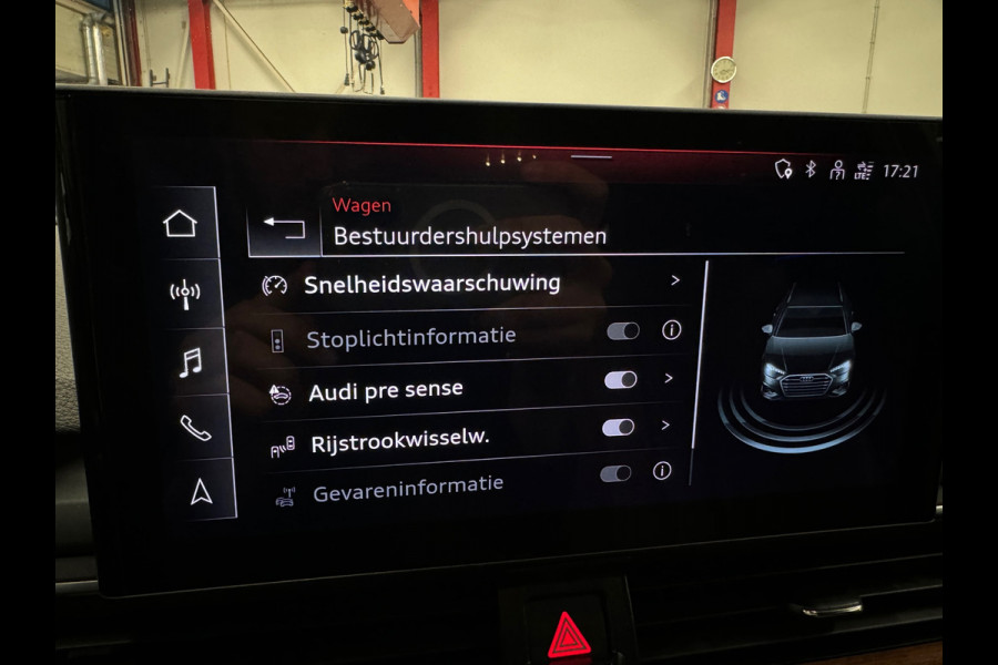 Audi A4 Avant 35 TDI Launch edition Sport Pano|Keyless|Leer