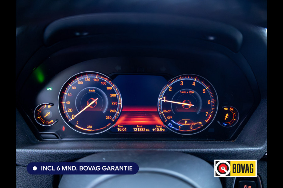 BMW 3 Serie Touring 318i M Sport Edition | Leer | Stoelverwarming | Elec. trekhaak | Navigatie pro | Camera | Cruise, LMV 18", Elec. achterklep