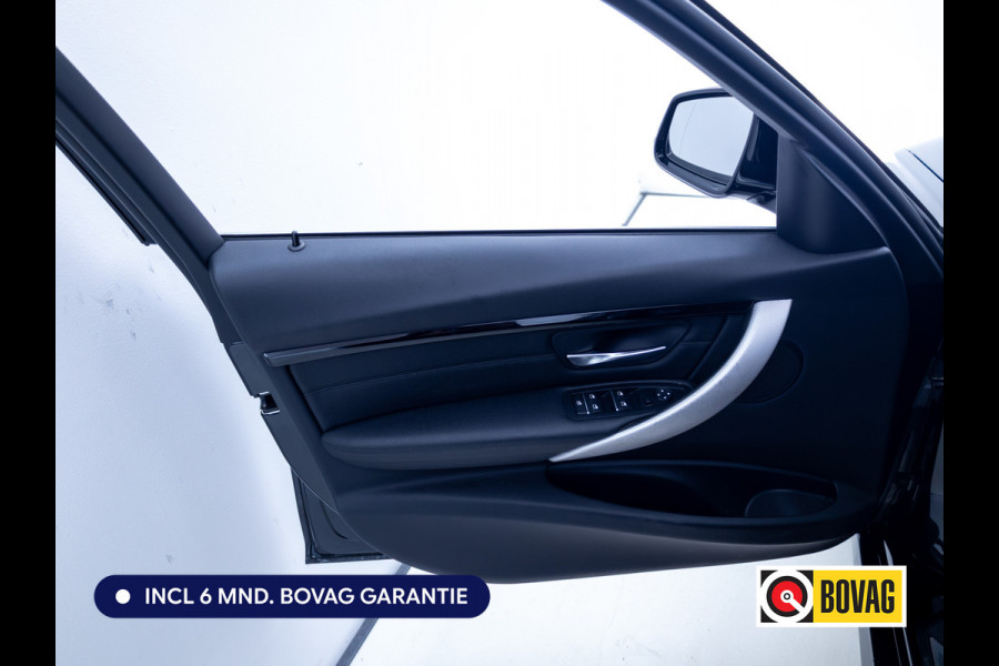 BMW 3 Serie Touring 318i M Sport Edition | Leer | Stoelverwarming | Elec. trekhaak | Navigatie pro | Camera | Cruise, LMV 18", Elec. achterklep