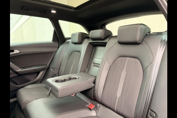 CUPRA Leon Sportstourer 1.4 e-Hybrid VZ Copper Edition Pano 19''