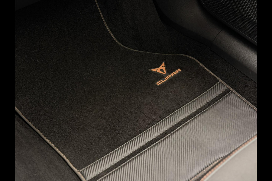 CUPRA Leon Sportstourer 1.4 e-Hybrid VZ Copper Edition Pano 19''