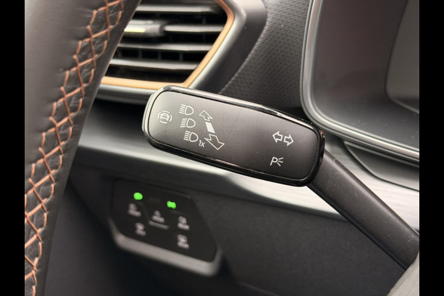 CUPRA Leon Sportstourer 1.4 e-Hybrid VZ Copper Edition Pano 19''