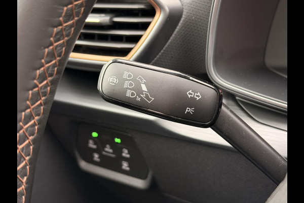 CUPRA Leon Sportstourer 1.4 e-Hybrid VZ Copper Edition Pano 19''