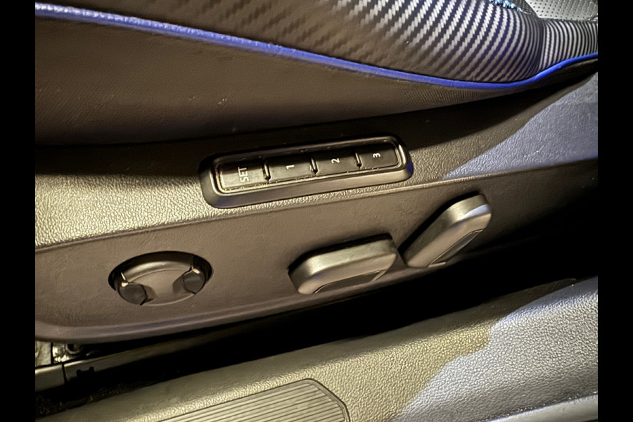 Volkswagen Golf 2.0 TSI R 4M Performance Pano|HuD|H/K|Akrapovic